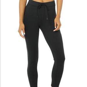 Alo Yoga. High-Waist Checkpoint Legging